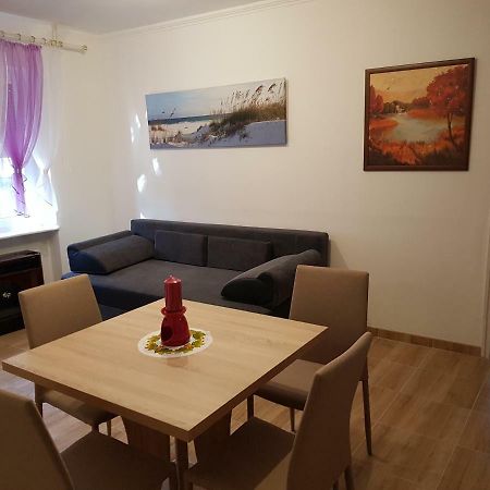 Lia Apartman Kiskunhalas Eksteriør bilde